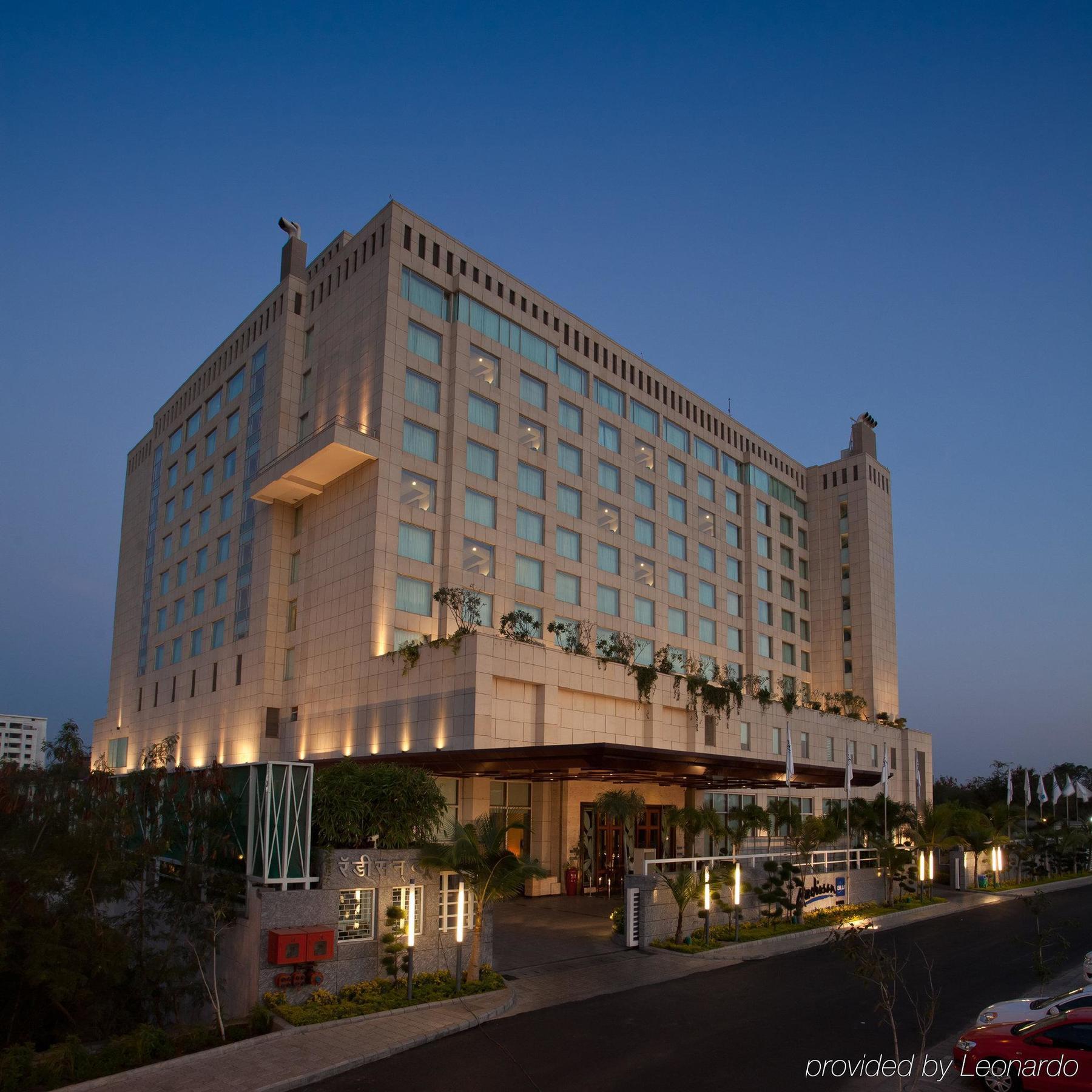 Radisson Blu Hotel, Nagpur Exterior foto