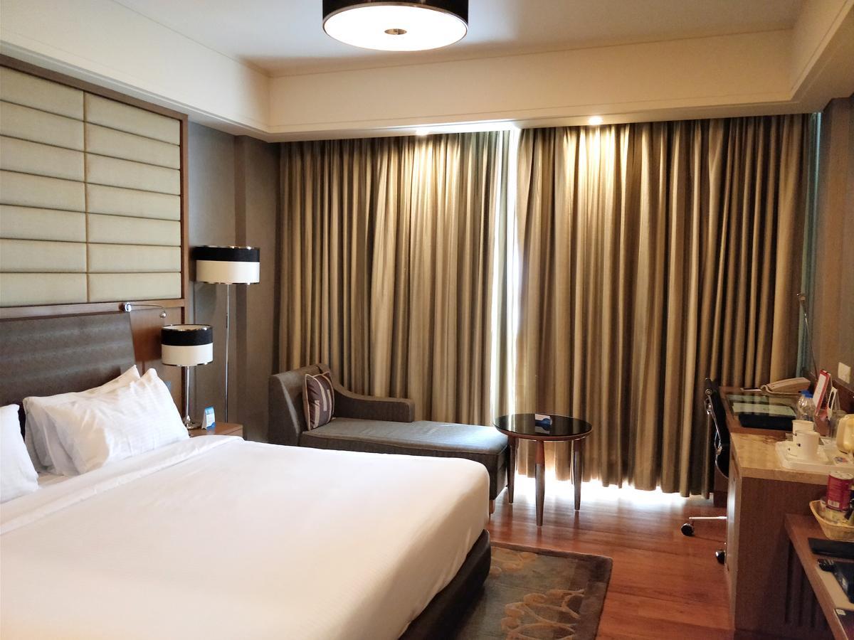 Radisson Blu Hotel, Nagpur Exterior foto