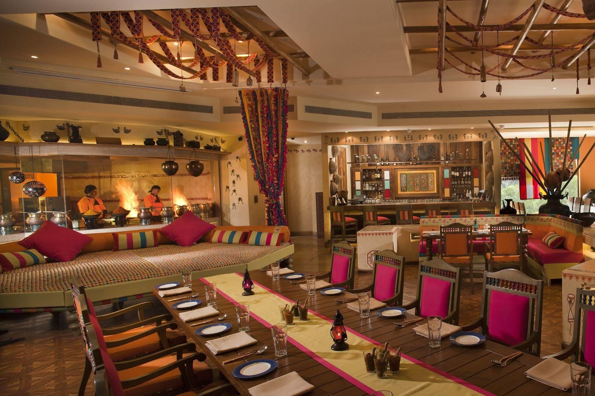 Radisson Blu Hotel, Nagpur Exterior foto