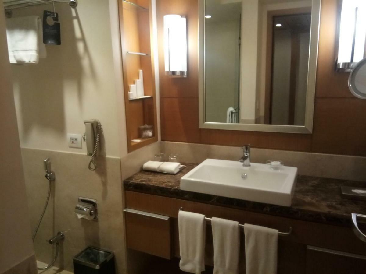 Radisson Blu Hotel, Nagpur Exterior foto